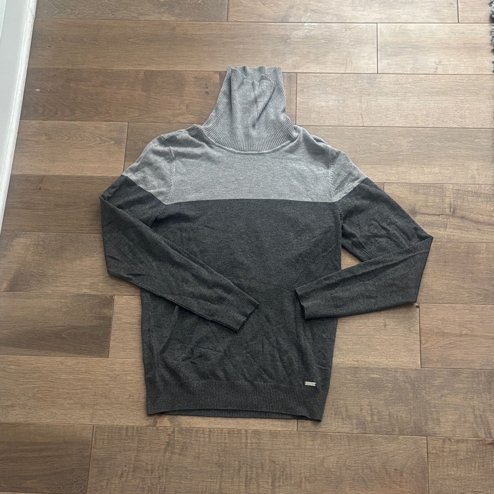 NWOT Calvin Klein Two-Tone Gray Turtleneck Sweater